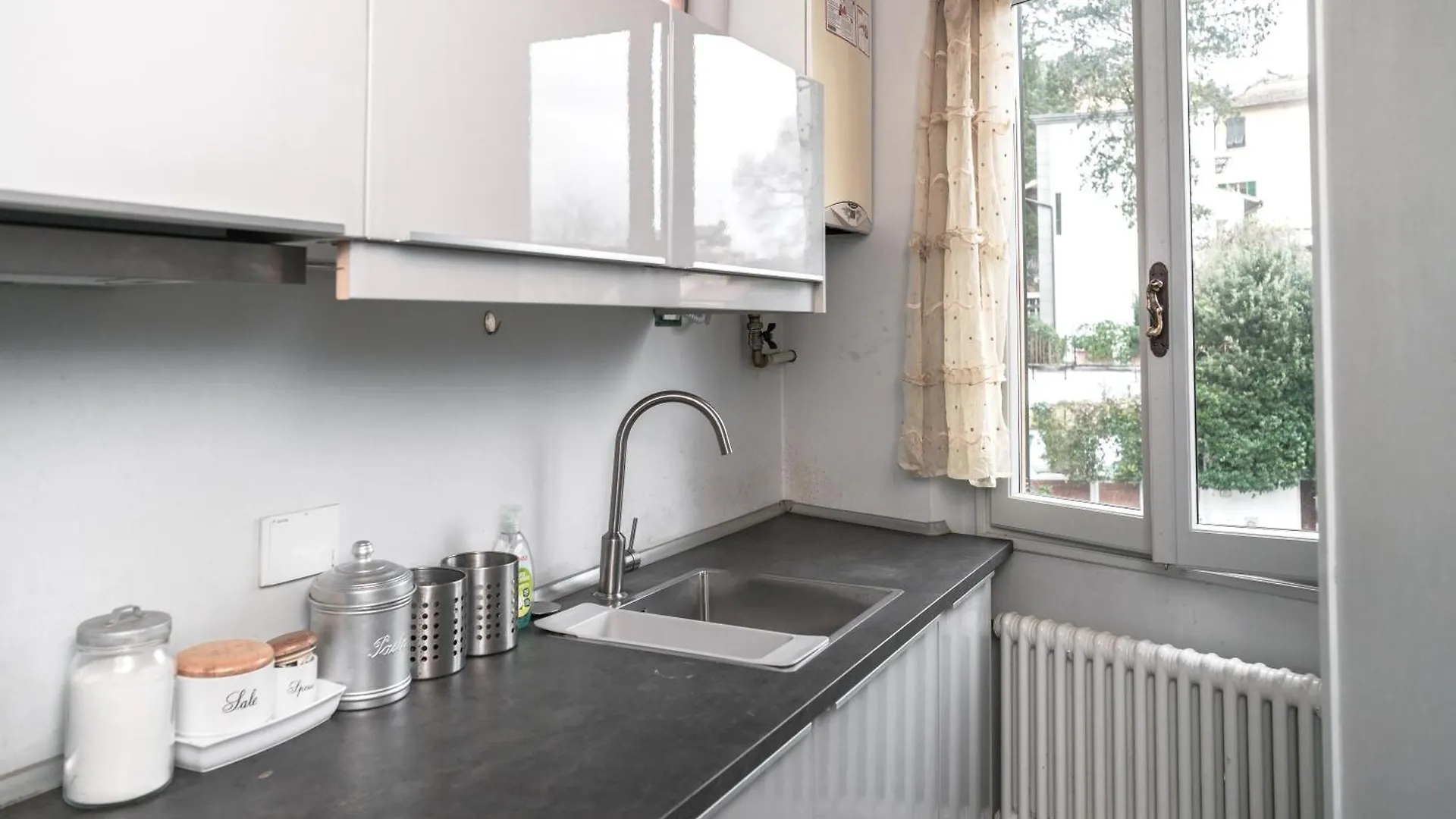 Erta Apartments Flat & Suite فلورنس