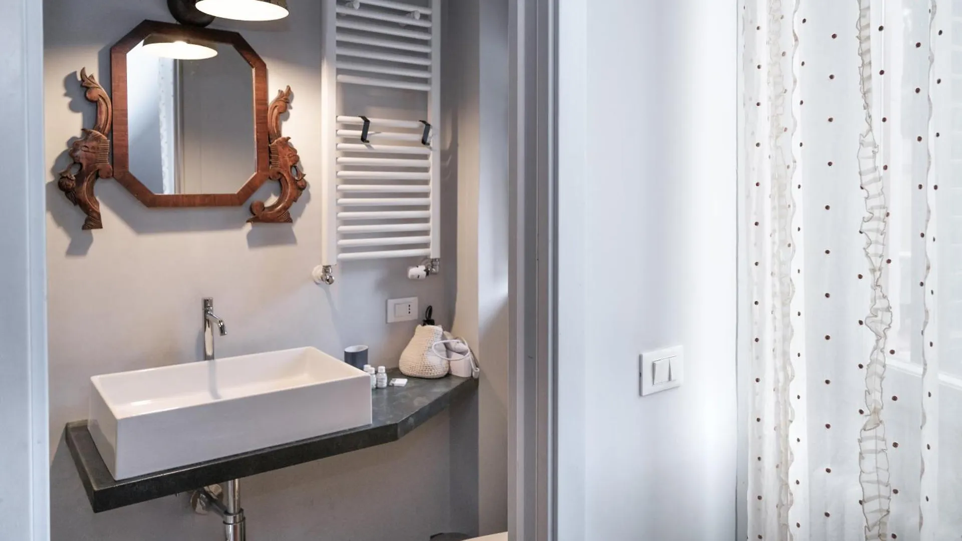 Erta Apartments Flat & Suite فلورنس إيطاليا